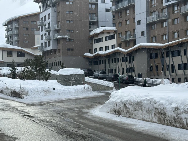 In Alpes Taxis à Club Med Tignes
